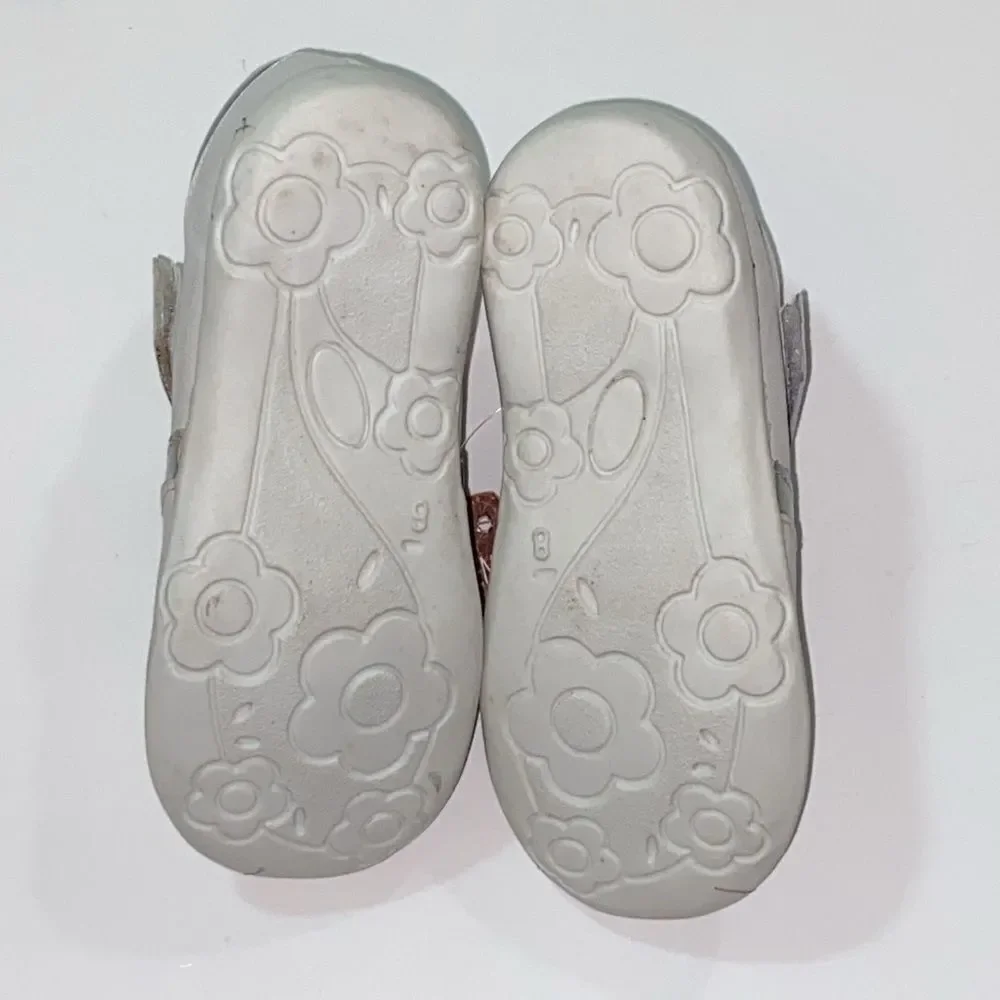Vintage Gally Gait Genuine Leather Upper Kids White and Silver Shoes Size 8